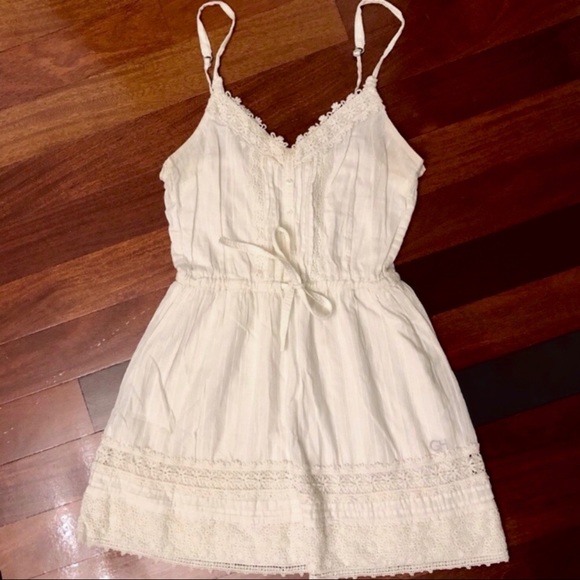 Gilly Hicks Dresses & Skirts - ❤️SOLD❤️ Gilly Hicks White Embroidered Mini Dress